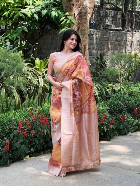 Premium Maheshwari Silk Saree With All Over Zari Weaving Pattern  Silk Sarees Wholesale