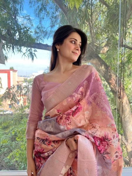 Premium Maheshwari Silk Saree With All Over Zari Weaving Pattern  Silk Sarees Wholesale