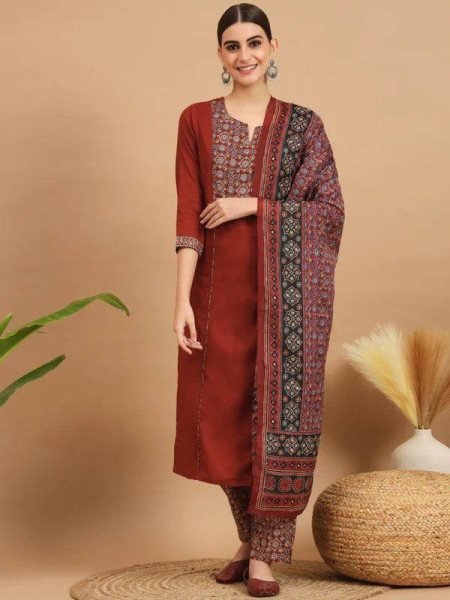 Premium Maroon Rayon Slub Printed Kurti Palazzo Set with Chanderi Printed Dupatta Printed Kurtis