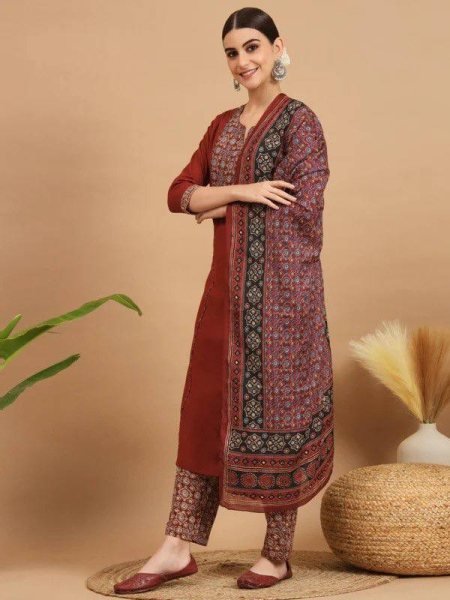 Premium Maroon Rayon Slub Printed Kurti Palazzo Set with Chanderi Printed Dupatta Printed Kurtis