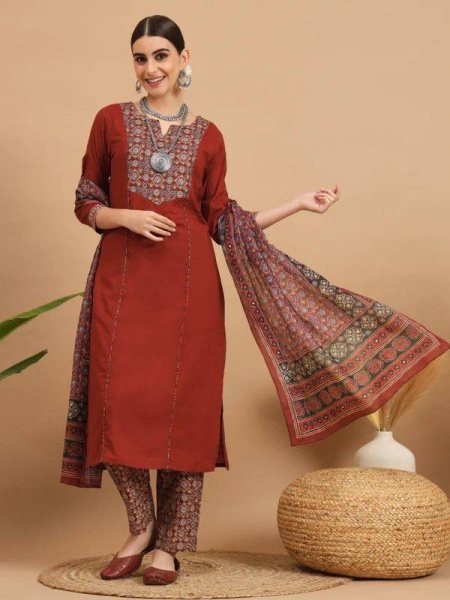 Premium Maroon Rayon Slub Printed Kurti Palazzo Set with Chanderi Printed Dupatta Printed Kurtis