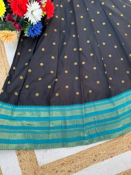 Premium Narayan Peth Silk Paithani Gown with Jacquard Border For Onam Festive Wear Anarkali Kurtis 