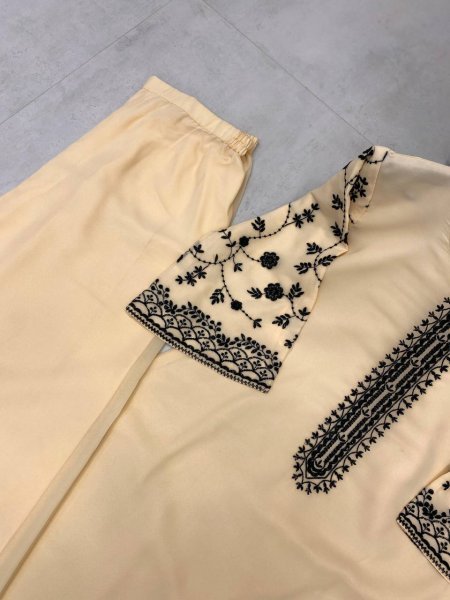 Cream Georgette Suit Set At Best Rates for Pakistani Inspired Look Ready To Wear Collection