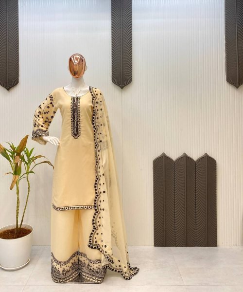 Cream Georgette Suit Set At Best Rates for Pakistani Inspired Look Ready To Wear Collection