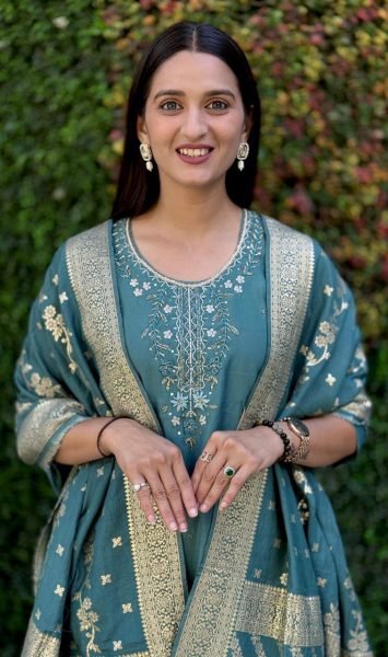 Premium Roman Silk Kurti Pant Set with Jacquard Muslin Dupatta 3 Piece Ready to Wear Collection at Best Wholesale Price  Straight Cut Long Kurtis