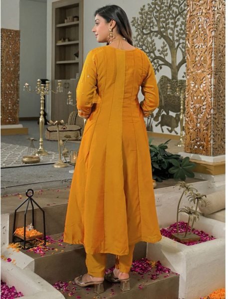 Premium Vichitra Silk Embroidered Kurti Pant Set with Contracts Dupatta for Women Embroidery Kurtis 