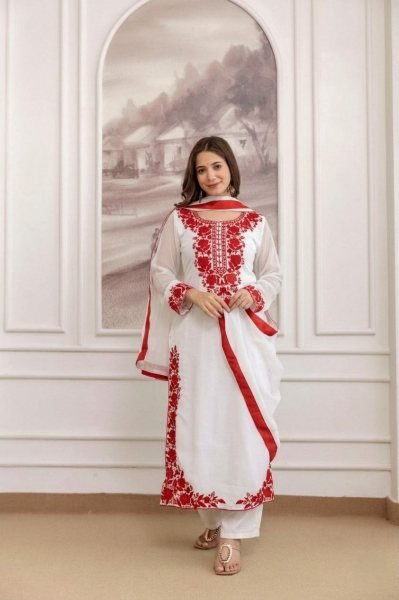 Premium White Georgette Pakistani Style Long Kurti Pant Set with Georgette Dupatta and Soft Micro Inner for Women Embroidery Kurtis 