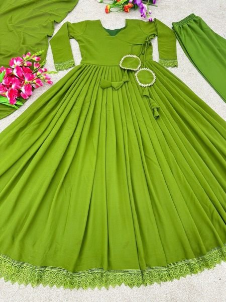 Presenting New Heavy Georgette Gown Pant   Dupatta  3 Piece Kurti Set