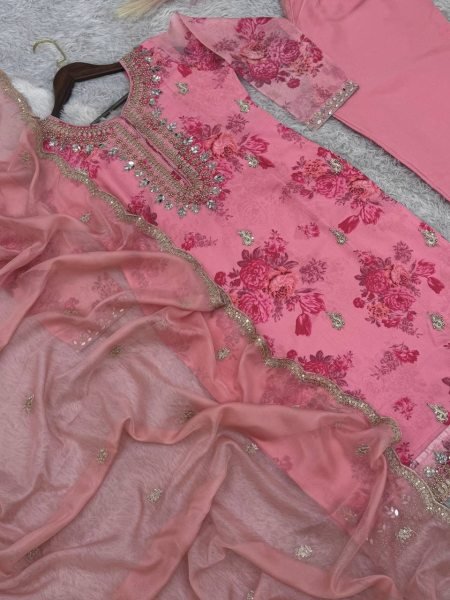 Presenting New Premium Kundan Organza Suit With Embroidery Coding Dori Sequence With Heavy Stone 3 Piece Kurti Set