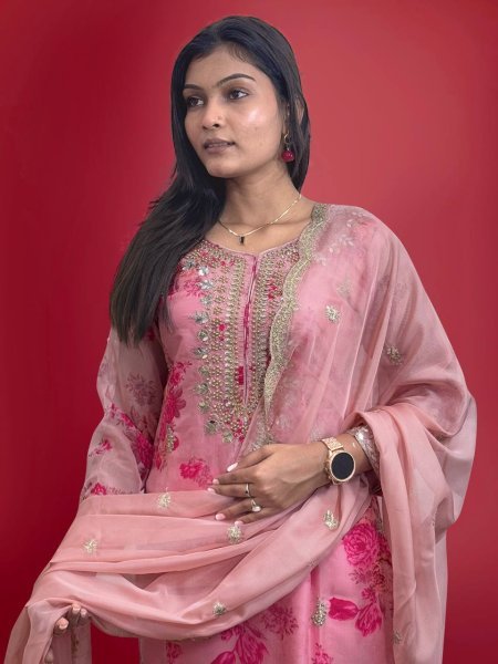 Presenting New Premium Kundan Organza Suit With Embroidery Coding Dori Sequence With Heavy Stone 3 Piece Kurti Set