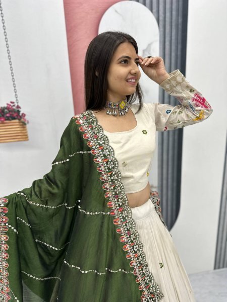 Luxury Wedding Wear Tissue Silk Lehenga Choli Set Wholesale Price Designer Lehenga Choli