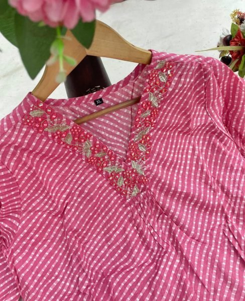 Pure Cotton Stylish Lehriya Printed Embroidery Kurta Set Cotton Kurtis Wholesale