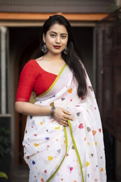 Pure Soft Linen Cotton Digital Print Saree Elegant Summer Wear with Tassel Pallu Limited Time Wholesale Deal Cotton Sarees Wholesale