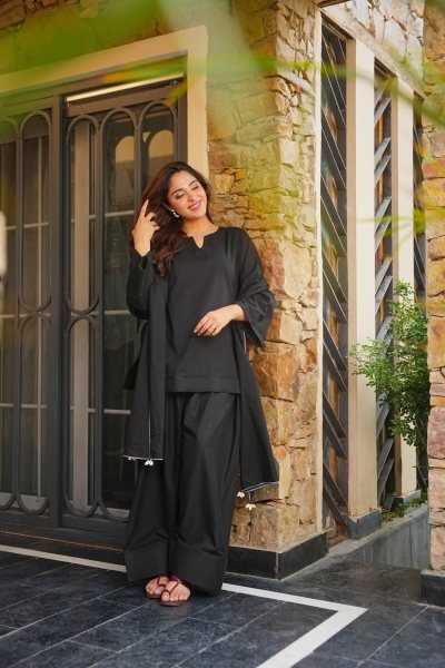 Radiant Black Cotton Kurti Patiala Gharara Set with Chinnon Dupatta at Manufacturer  Cotton Kurtis Wholesale