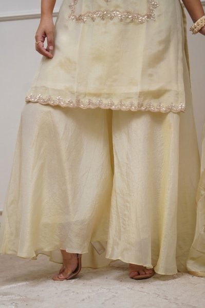 Radiant Cream Premium Heavy Chinon Embroidered Kurti Pant Set with Jacquard Dupatta Embroidery Kurtis 