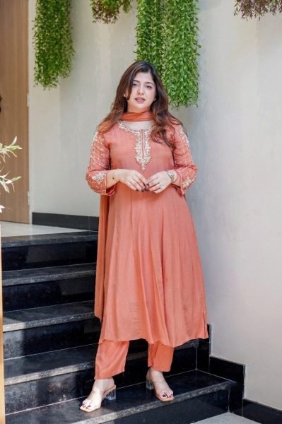 Radiant Dusty Pink Glass Tissue Anarkali Set With Hand Work On Sleeves And Neck For Weomen Anarkali Kurtis 