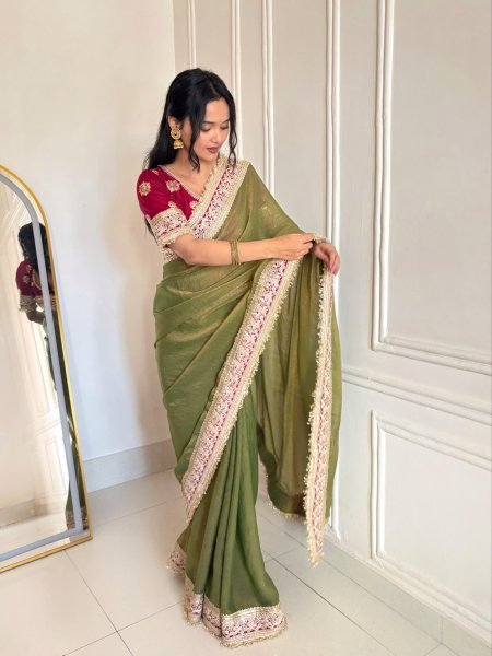 Radiant Green Designer Mocha Silk Saree with Mono Diamond Silk Unstitched Blouse Silk Sarees Wholesale