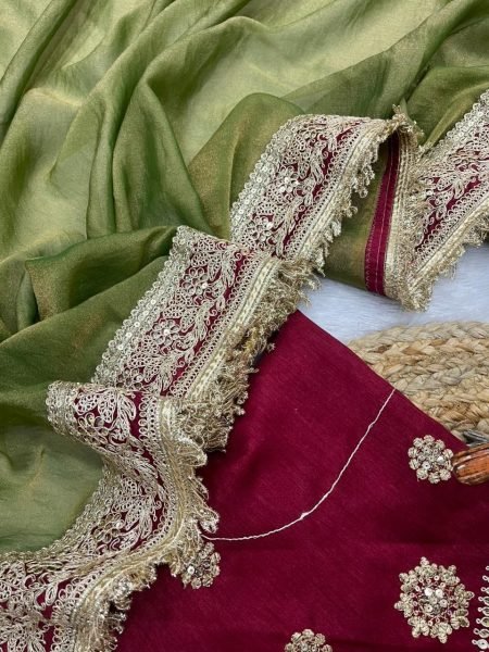 Radiant Green Designer Mocha Silk Saree with Mono Diamond Silk Unstitched Blouse Silk Sarees Wholesale