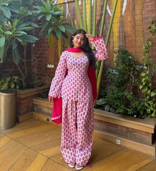 Radiant Pink Pure Cambric Cotton Kurta Farshi Pant Set With Dupatta For Affordable Wholesale Prices Ready To Wear Collection
