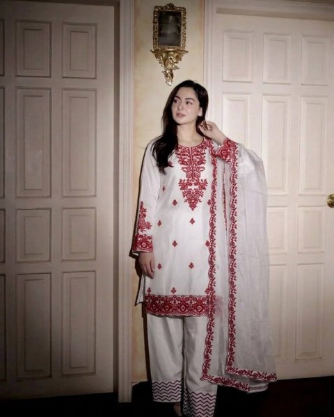 Daily Comfortable Wear Red Embroidery Thread Work Farshi Plazzo With Four Side Lace Border Dupatta For Special occasions  Ready To Wear Collection