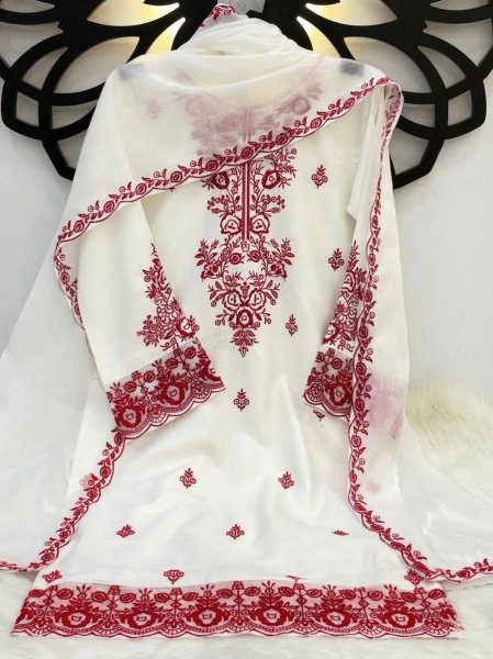 Daily Comfortable Wear Red Embroidery Thread Work Farshi Plazzo With Four Side Lace Border Dupatta For Special occasions  Ready To Wear Collection