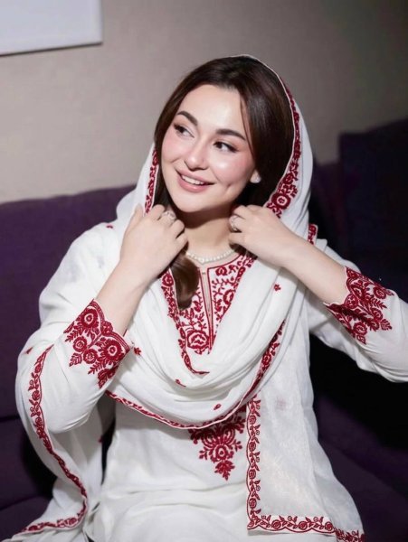 Daily Comfortable Wear Red Embroidery Thread Work Farshi Plazzo With Four Side Lace Border Dupatta For Special occasions  Ready To Wear Collection