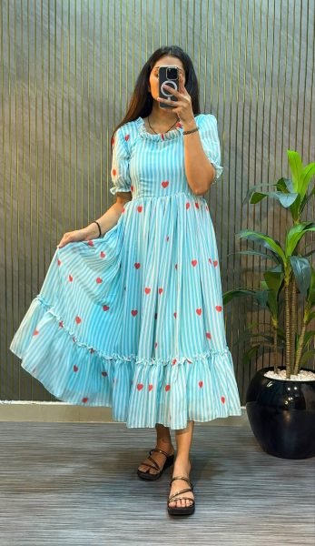 Radiant Sky Blue Heart Print Midi Dress with Micro Cotton Lining for Summer Collection Western Ladies Top Wholesale