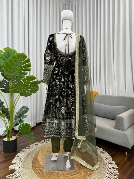 Radiating Velvet Thread   Sequence Work Suit Set with Butterfly Net Dupatta at Wedding Wear Anarkali Kurtis 