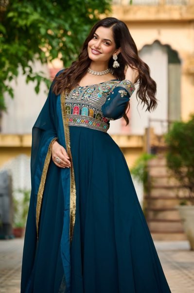  Rama Green Anarkali Gown with Zari Dupatta Sangeet Ready Look Anarkali Kurtis 