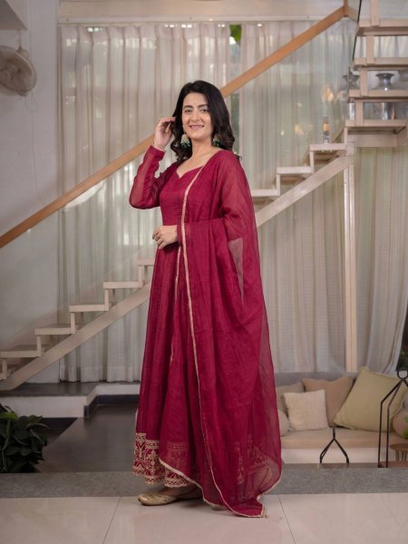 Magnetic Rani Pink Crunchy Silk Anarkali Set With For Side Lace Border In dupatta For Party Wear Ready To Wear Suit