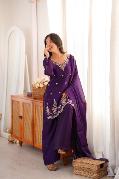 Rare Purple Fendi Silk Embroidery Suit Set for Women Ready To Wear Collection