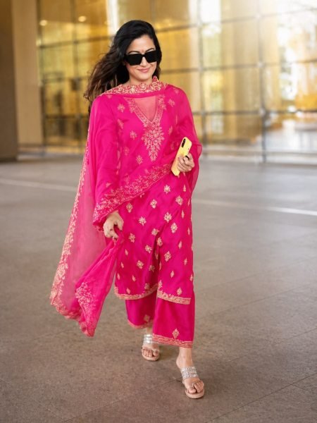 Rashmika Mandanna Wearing Pink Embroidered Kurta Set With a Matching Dupatta Embroidery Kurtis 