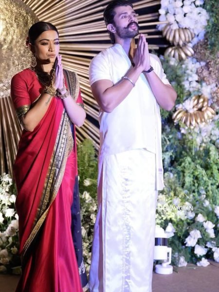 Rashmika Mandanna Wearing  Traditional Red Crepe Silk Saree With a Black Border Silk Sarees Wholesale