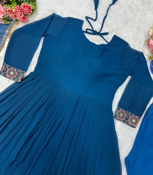 Ready to Wear Embroidered Faux Georgette Anarkali Kurti Set with Dupatta Heavy Work Fancy Lace Border at Best Price Offer Now Anarkali Kurtis 