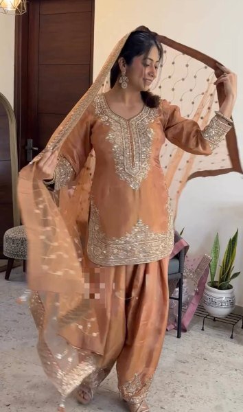 Ready to Wear Peach Moss Silk Embroidered Farshi Palazzo Suit with Matching Dupatta Ready To Wear Collection