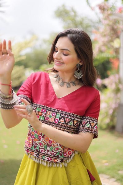 Ready to Wear Roman Fabric Navratri Lehenga with Stitched Gamthi Embroidered Top Navratri Lehnega Choli
