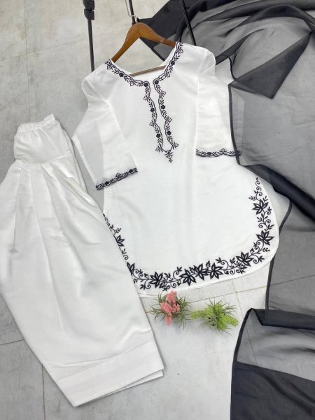 Ready to Wear Roman Silk Embroidered Suits for Women Best Offer from Trusted Textile Manufacturer Ready To Wear Collection