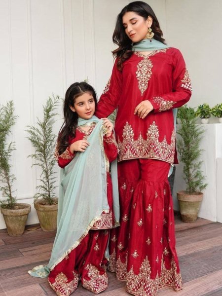 Readymade Red Sharara Set for Mother Daughter Family Twinning Combo at Wholesale Rate Kurtis