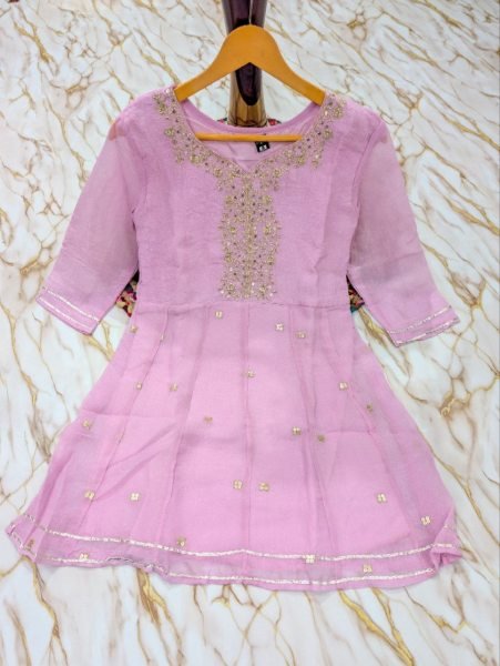 Recyclable Pink Ready to Wear Crunchy Embroidery Kurti Palazzo Set at Wholesale Rate 3 Piece Kurti Set