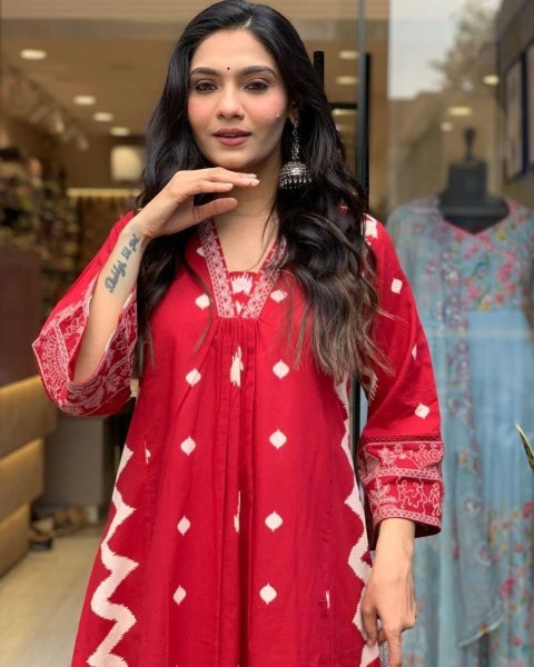 RED ANARKALI HEAVY PURE COTTON SUIT SET  3 Piece Kurti Set