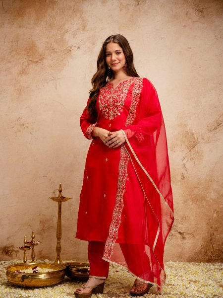 Red Chanderi Embroidered Kurti Pant Dupatta Set with Organza Dupatta for Festive Wear Kurtis
