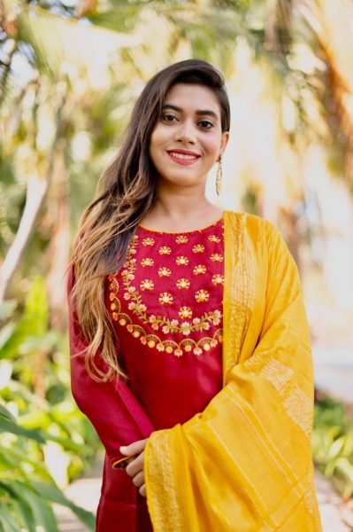Red Color Slub Cotton With Embroidered Kurti Pant Set  3 Piece Kurti Set