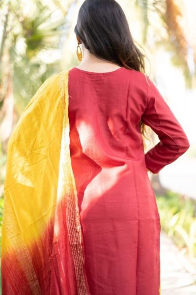 Red Color Slub Cotton With Embroidered Kurti Pant Set  3 Piece Kurti Set