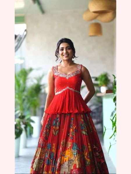 Red Kalamkari Print Chinon Embroidery Thread Work Lehenga Choli  Designer Lehenga Choli