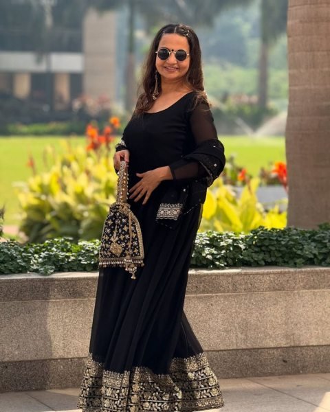 Refined Black Georgette Embroidery Sequin Work Gown at Manufacturer Rate Plus Size Kurti / Gown