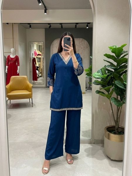 Refined Blue Designer Casual Cotton Kurti Pant Set with Functional Pocket Kurtis
