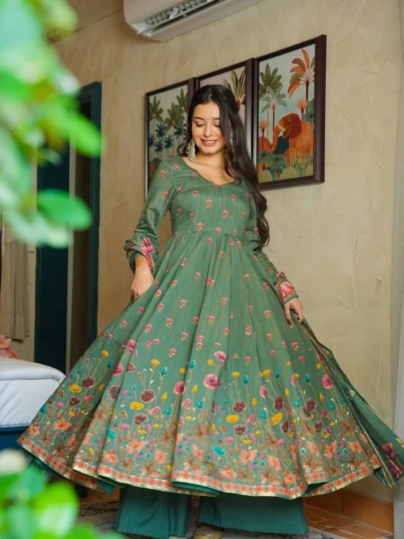 Refined Green Digital Floral Print Muslin Anarkali Kurta Set with Dupatta  Kurtis