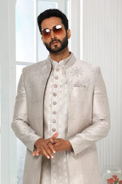 Refined Ivory Premium Quality Mens Ethnic Wear Set for Resellers and Export Kurta Pajama Wholesale