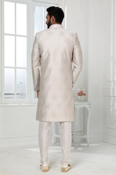 Refined Ivory Premium Quality Mens Ethnic Wear Set for Resellers and Export Kurta Pajama Wholesale