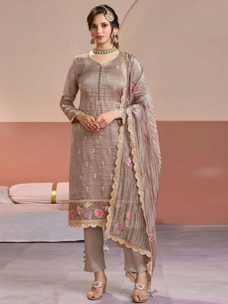 Refined Mauve Gold Silk Suit with Rich Embroidery Work And Dupatta Salwar Kameez